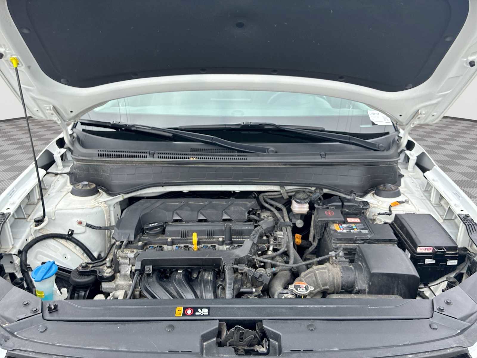 Used 2022 Hyundai Venue SEL image 30