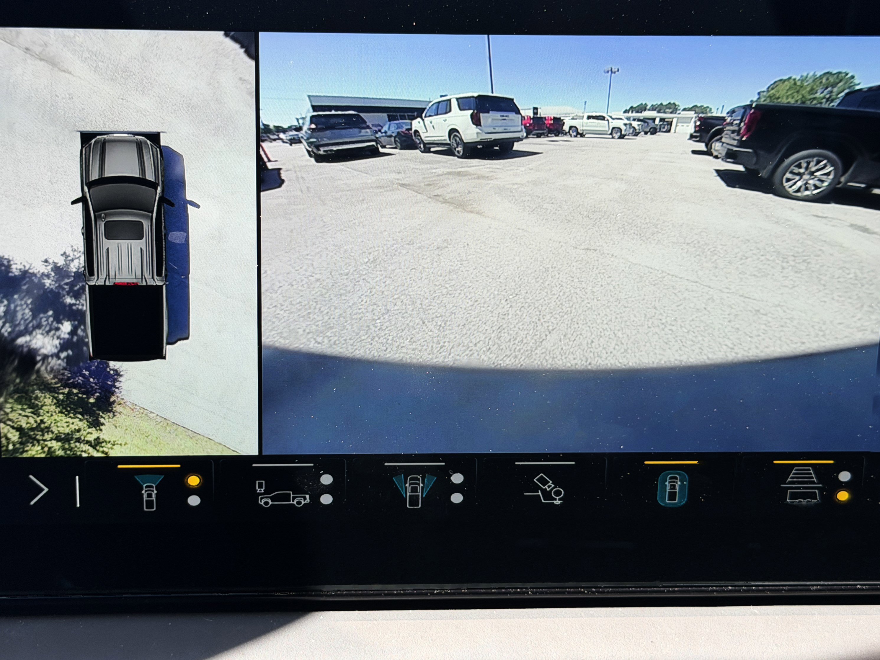 Used 2023 GMC Sierra 1500 AT4X AWD/4WD image 16