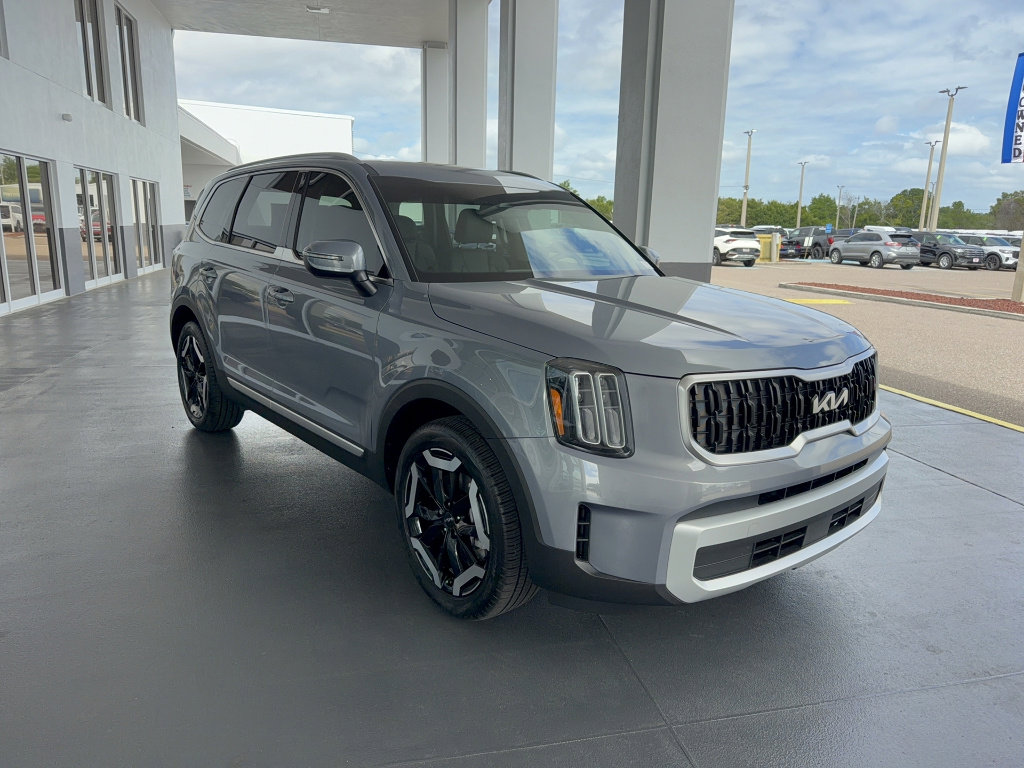 Used 2025 Kia Telluride EX image 4