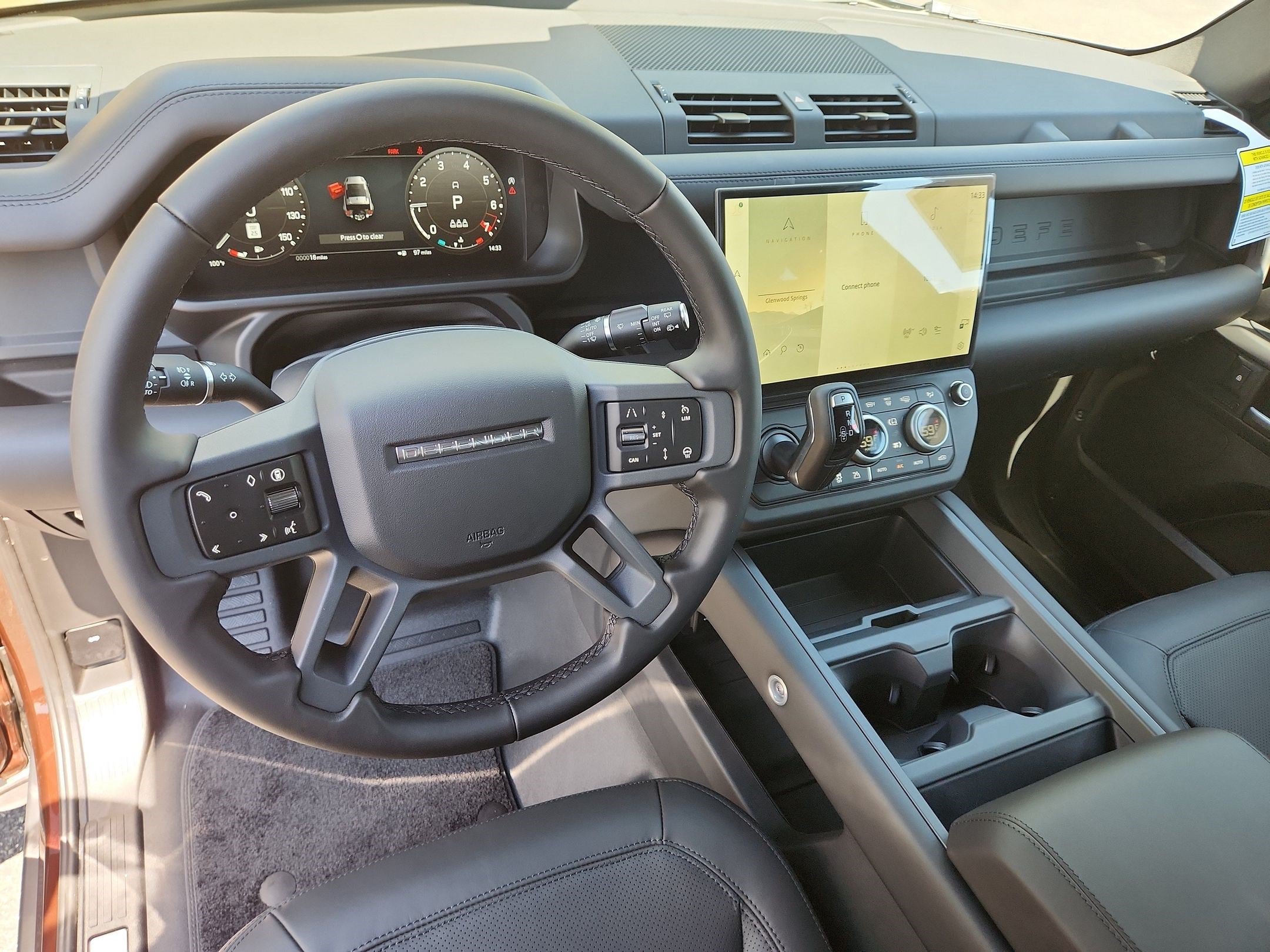 New 2026 Land Rover Defender 90 X-Dynamic SE AWD/4WD image 12