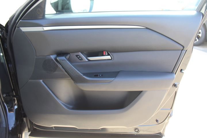 Certified 2025 MAZDA CX-50 2.5 Hybrid w/ Preferred Pkg image 37