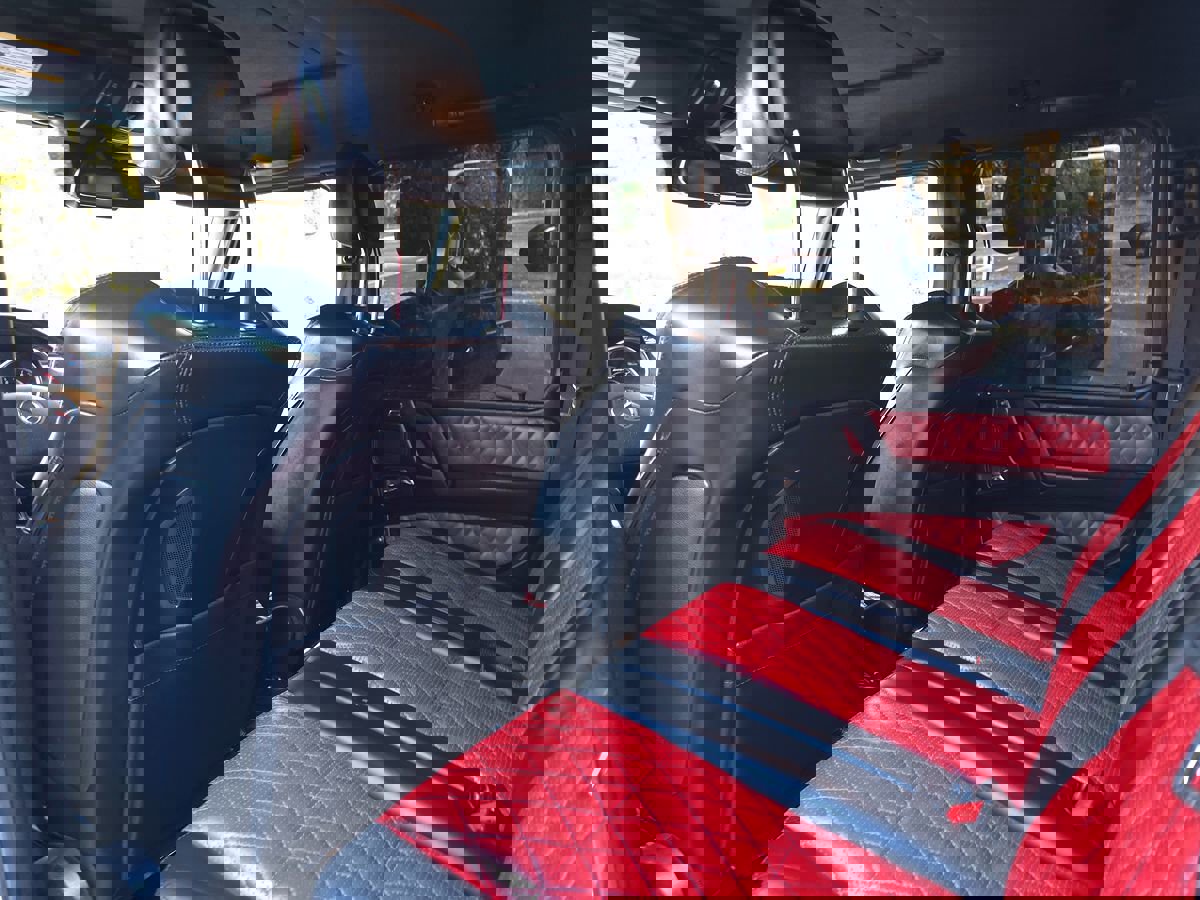 Used 2016 Mercedes-Benz G 63 AMG 4MATIC image 14