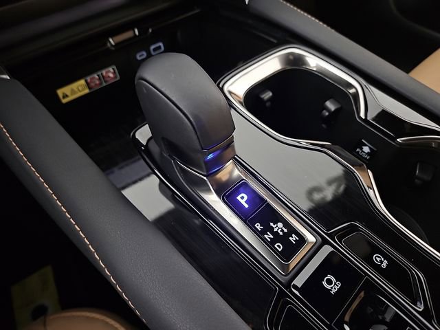 Used 2025 Lexus RX 350 FWD w/ Accessory Package image 15