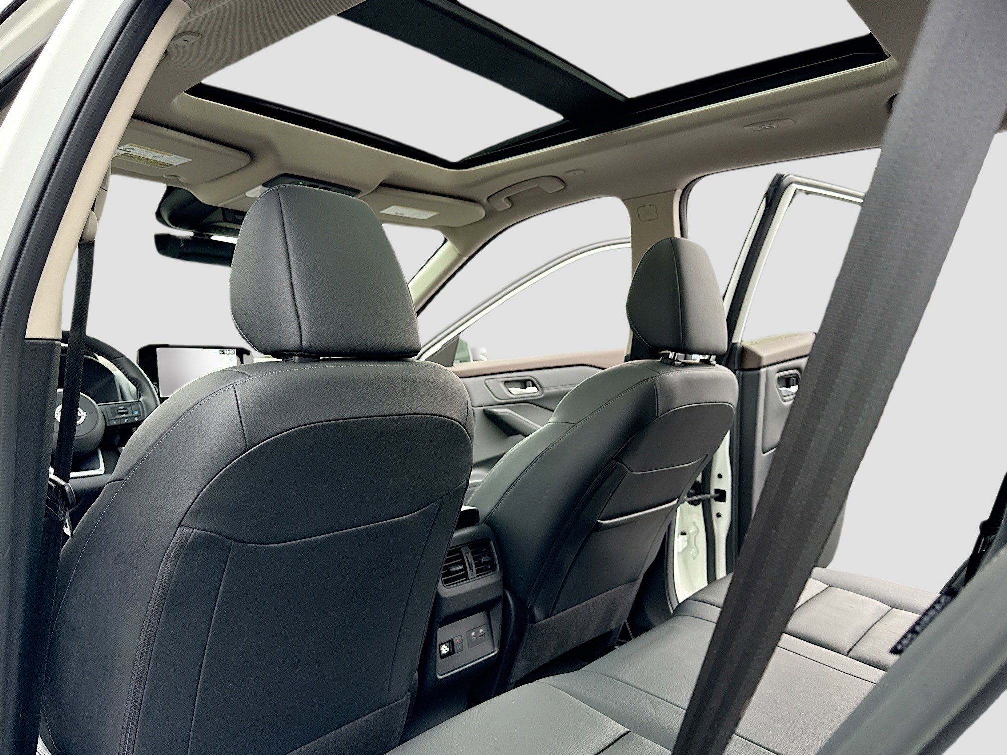 Certified 2023 Nissan Rogue SL w/ SL Premium Package image 6