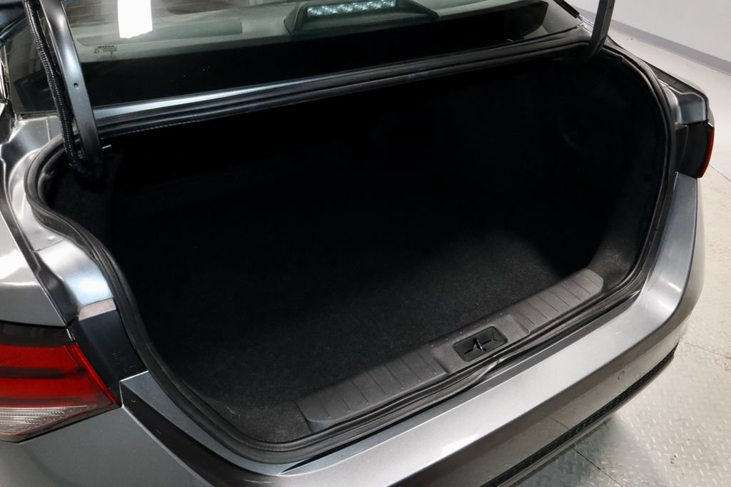 Certified 2024 Nissan Sentra SV FWD image 12