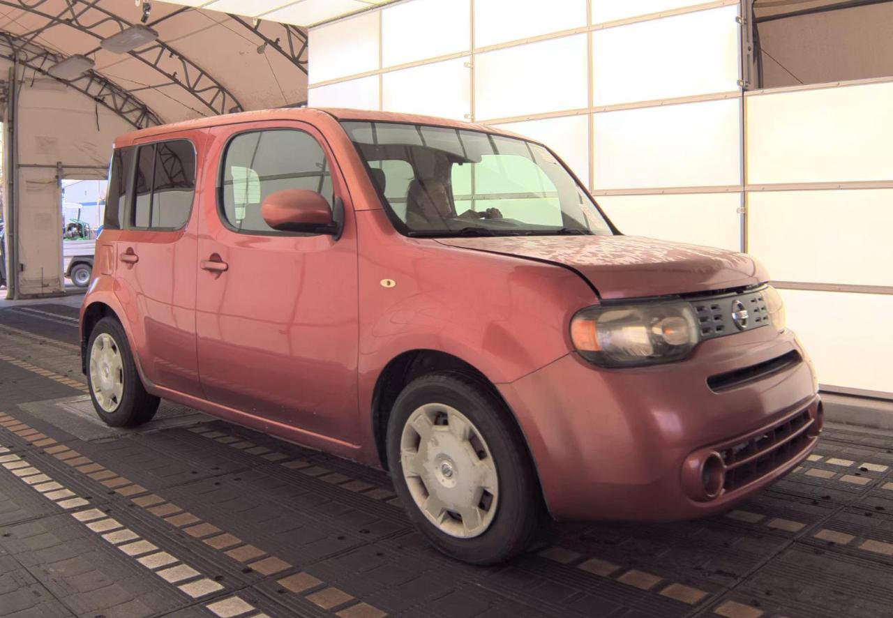 Used 2011 Nissan Cube 1.8 S w/ Interior Designer Pkg FWD image 4