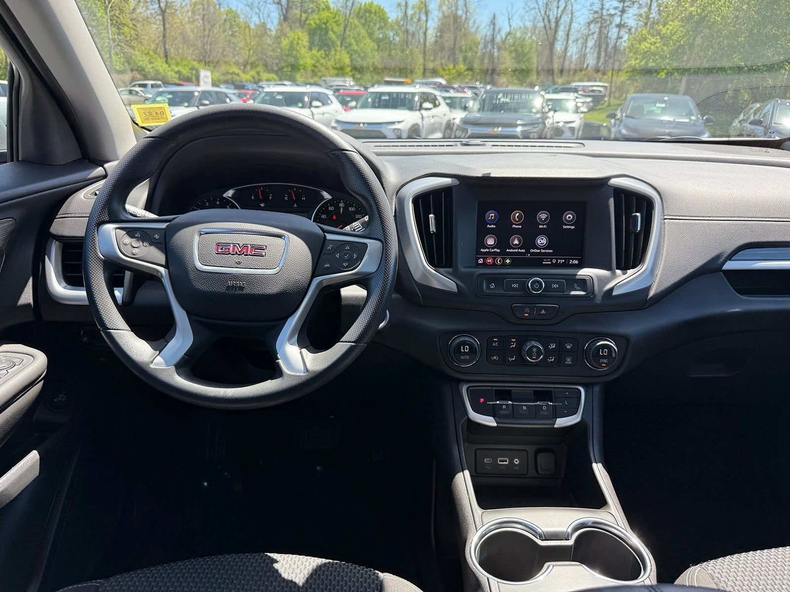 Certified 2023 GMC Terrain SLE w/ Driver Convenience Package AWD/4WD image 24