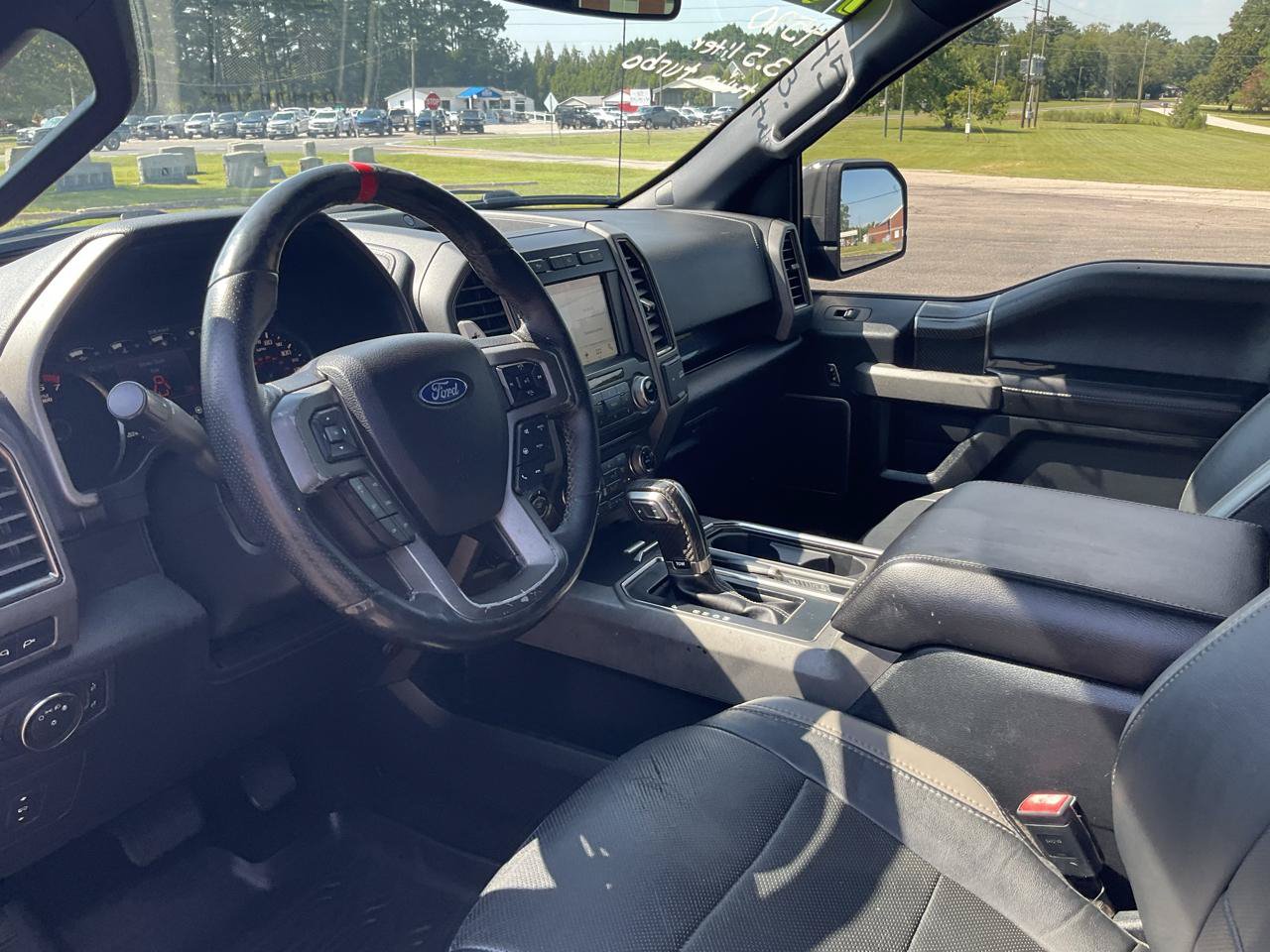 Used 2018 Ford F150 Raptor w/ Equipment Group 802A Luxury AWD/4WD image 18