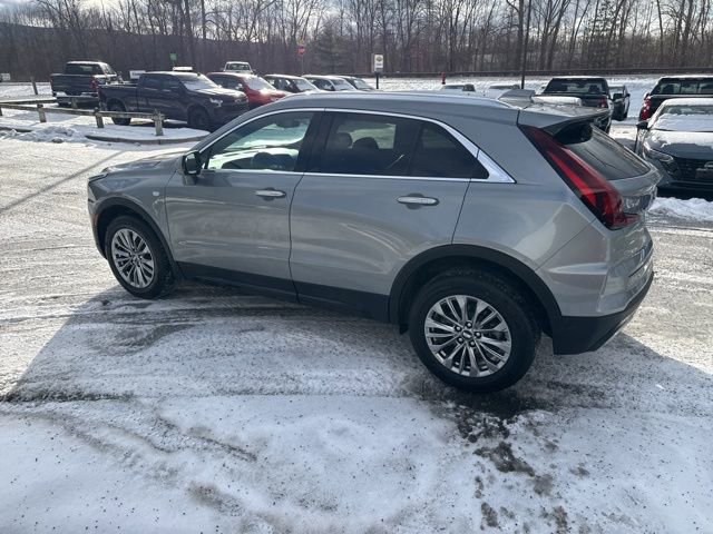 Used 2024 Cadillac XT4 Premium Luxury image 24