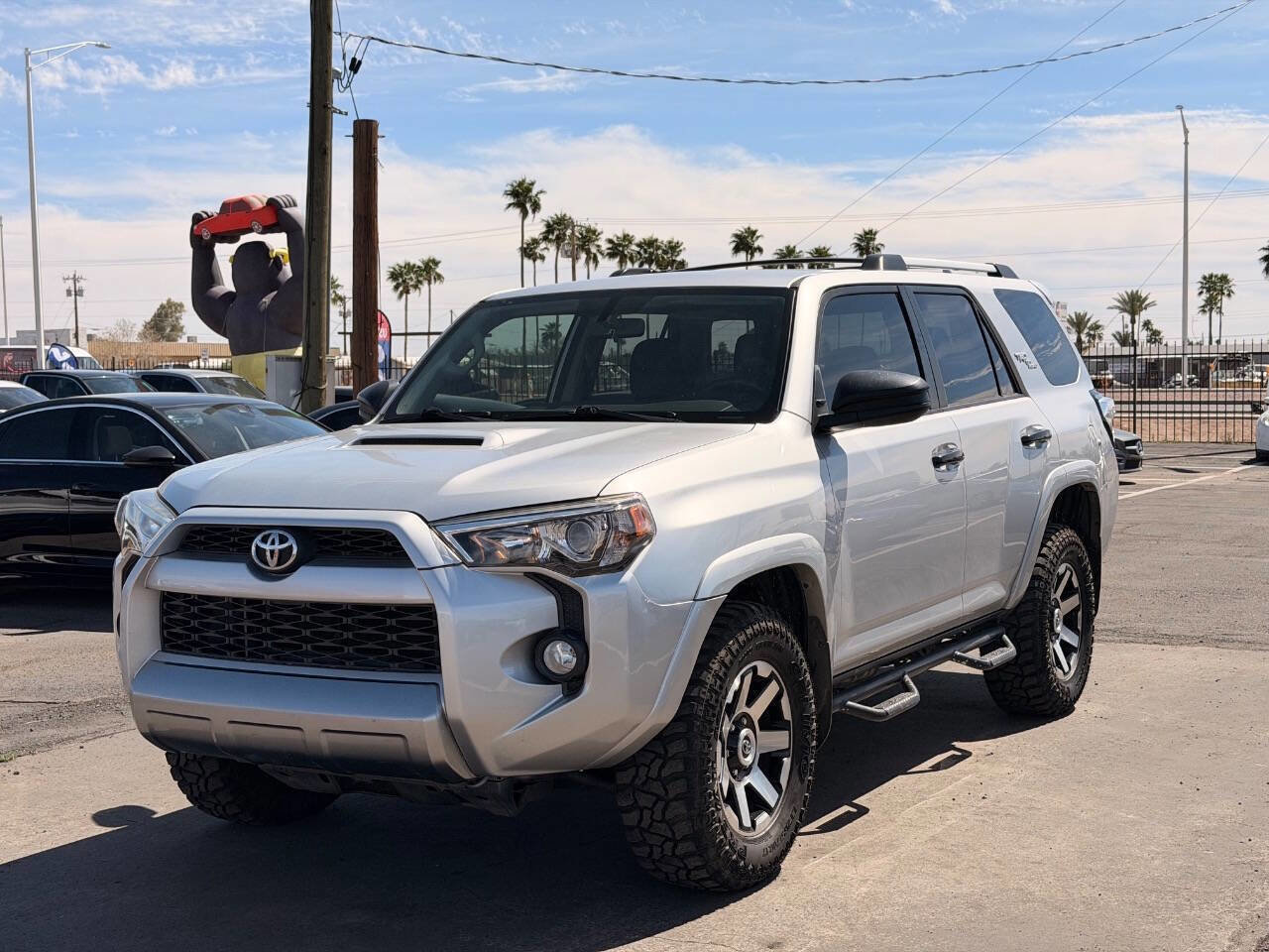 Used 2018 Toyota 4Runner TRD Off-Road image 1