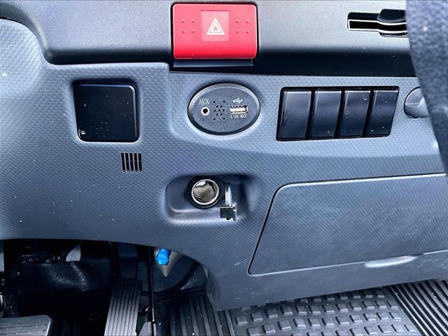 Used 2024 Chevrolet Low Cab Forward RWD image 22