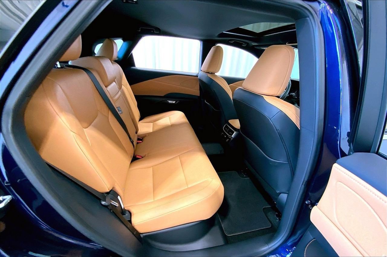 Used 2024 Lexus RX 350 Premium Plus w/ Convenience Package FWD image 19