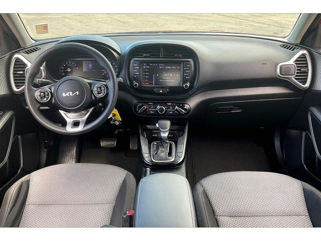 Used 2022 Kia Soul LX w/ Technology Package FWD image 17