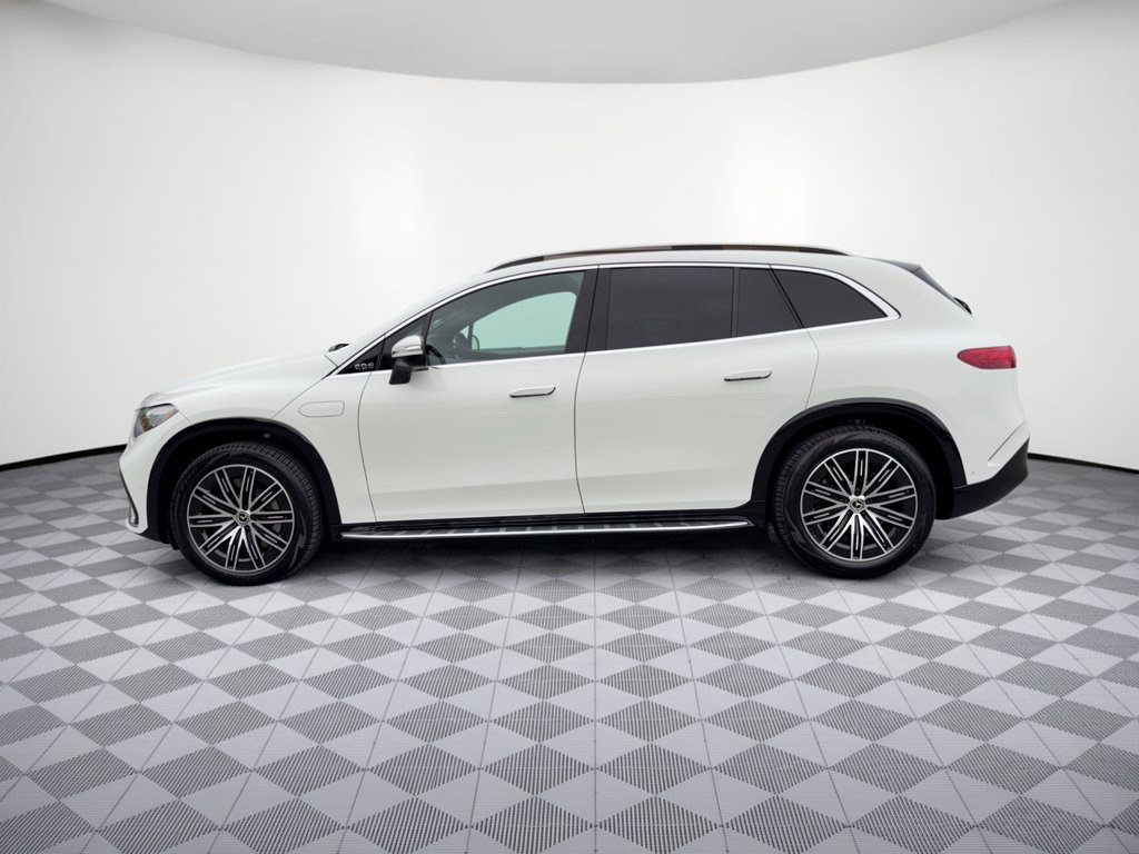 New 2027 Mercedes-Benz EQS 400 4MATIC SUV image 2