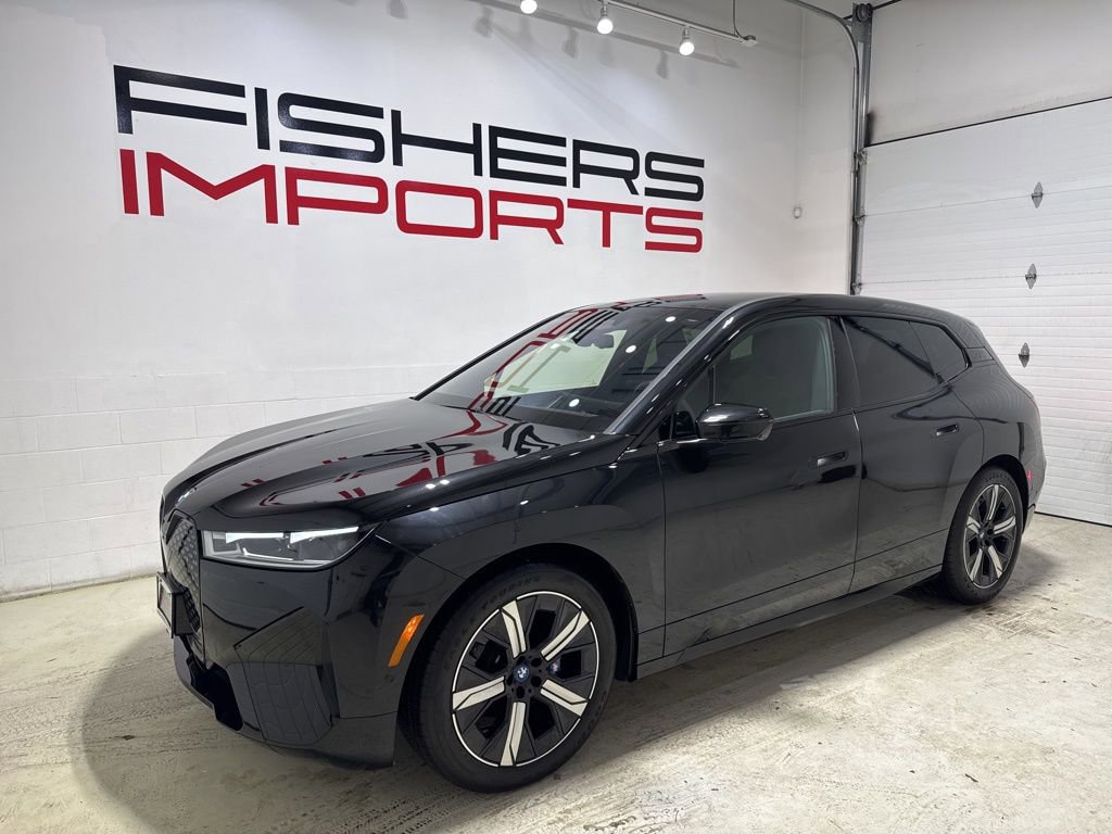 Used 2025 BMW iX M60 image 8