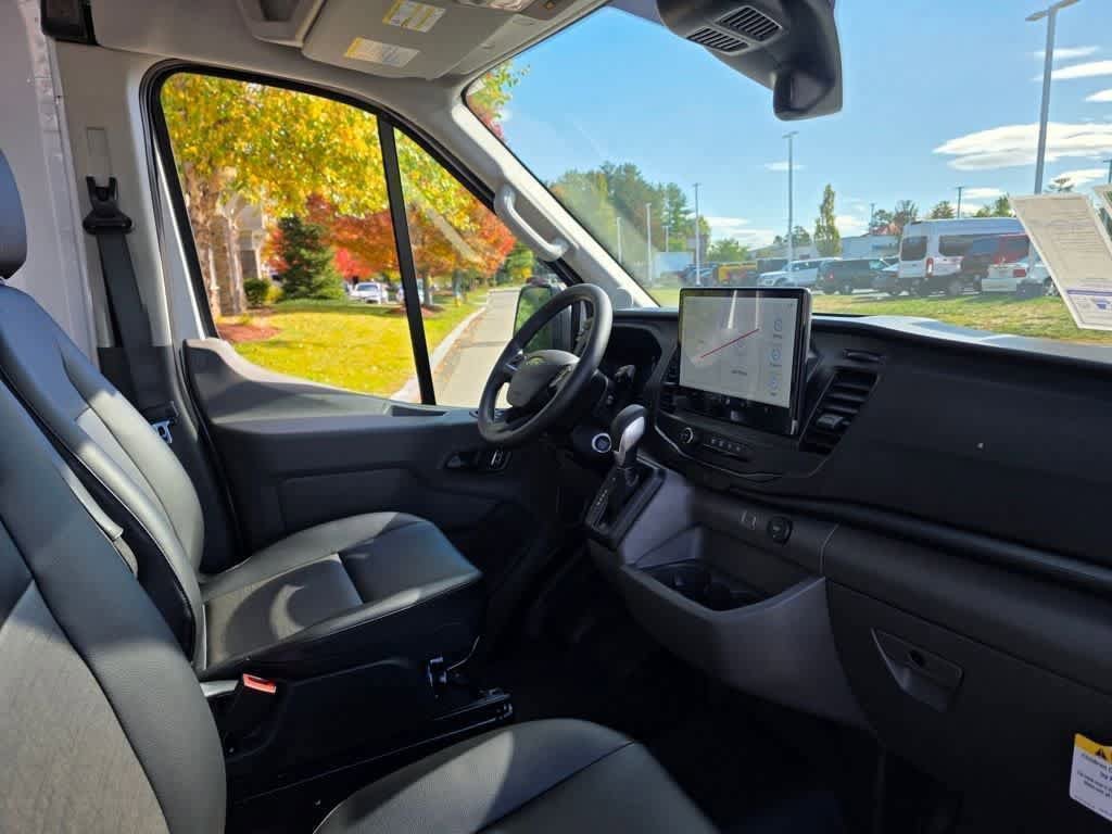 New 2026 Ford Transit 250 148 Medium Roof image 21
