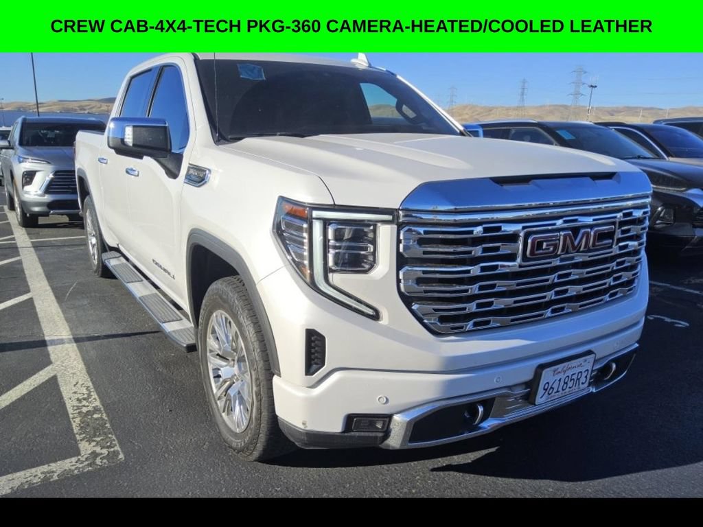 Used 2022 GMC Sierra 1500 Denali w/ Technology Package AWD/4WD image 1