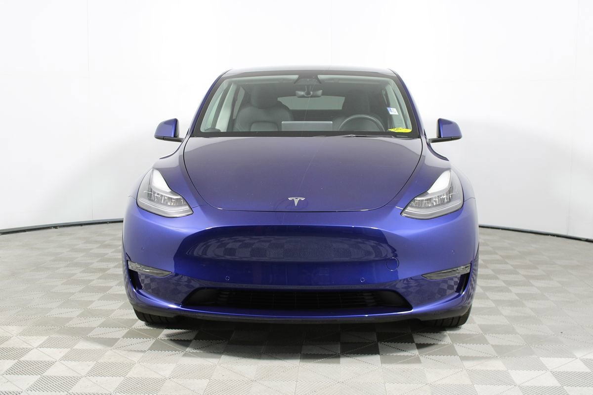 Used 2021 Tesla Model Y Long Range AWD/4WD image 29
