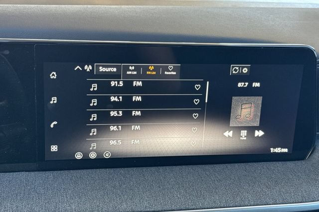 Certified 2026 Nissan Kicks SV w/ Charging Package FWD image 18