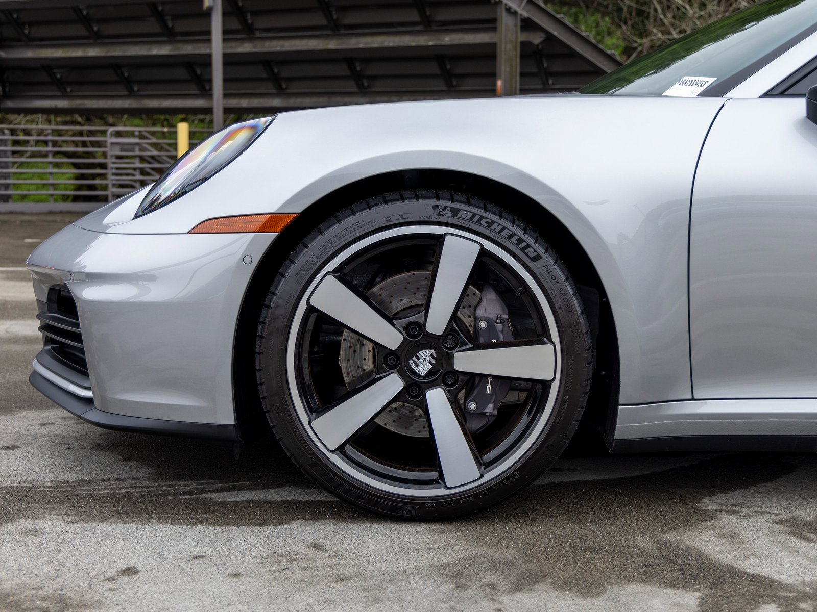 Certified 2025 Porsche 911 Carrera image 13