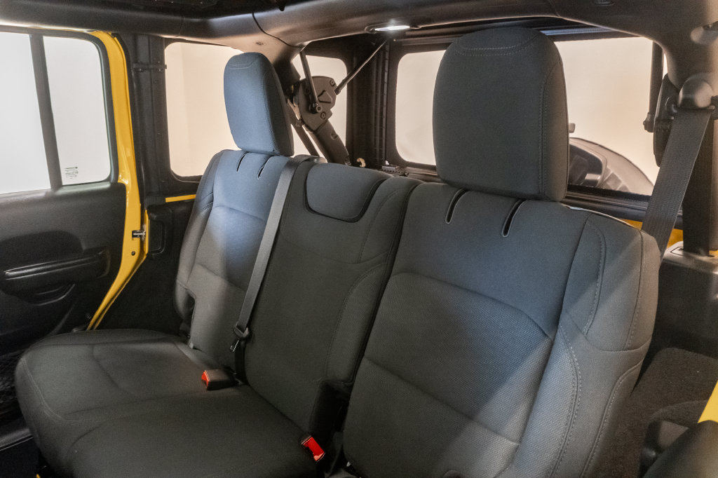 Used 2019 Jeep Wrangler Unlimited Sport S AWD/4WD image 23