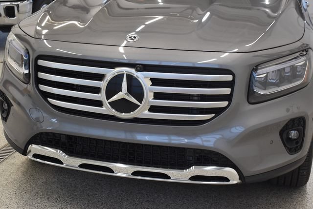 New 2026 Mercedes-Benz GLB 250 4MATIC image 14