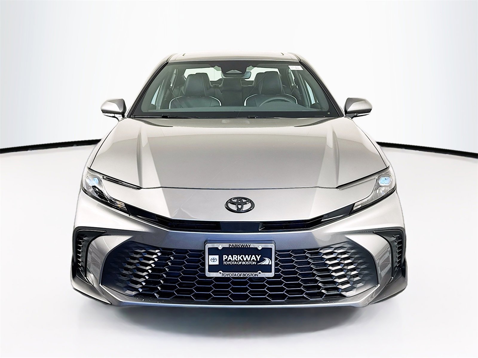 New 2026 Toyota Camry SE image 2