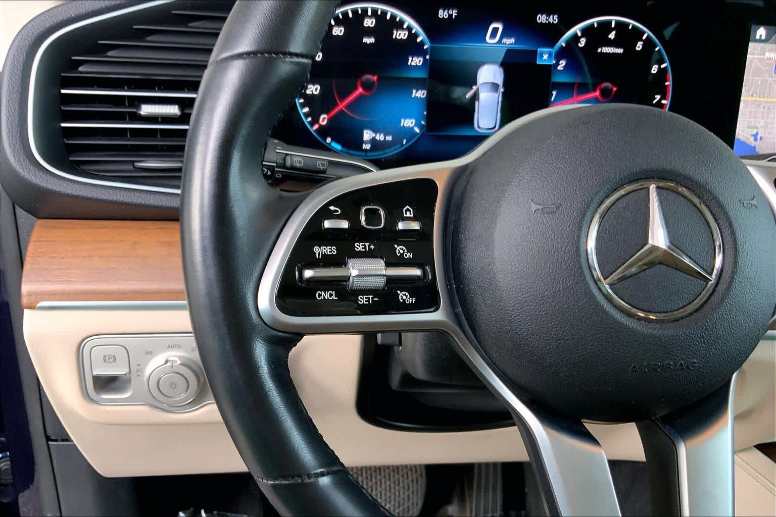 Used 2022 Mercedes-Benz GLE 350 w/ Premium Package image 24