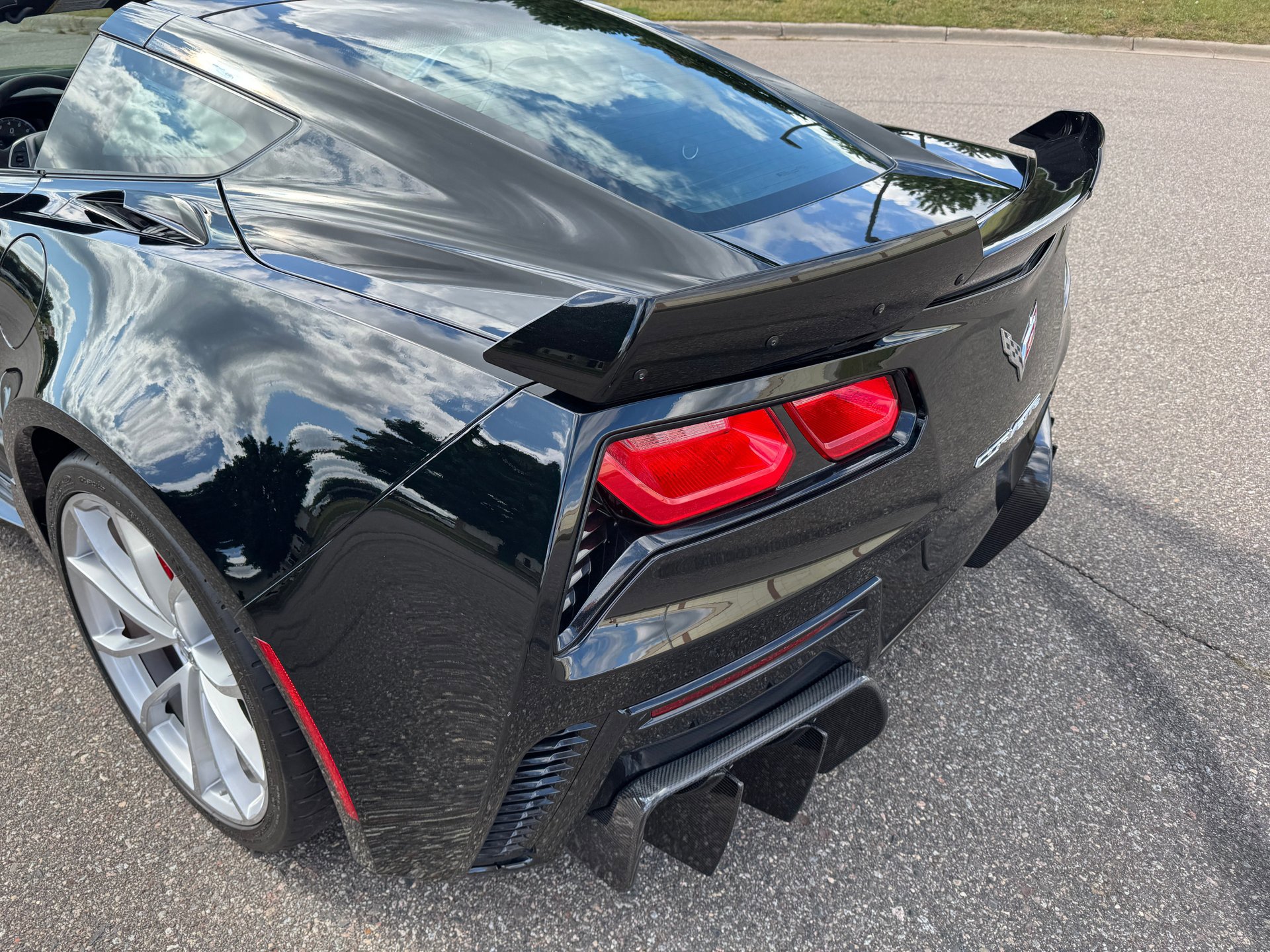 Used 2018 Chevrolet Corvette Grand Sport image 34