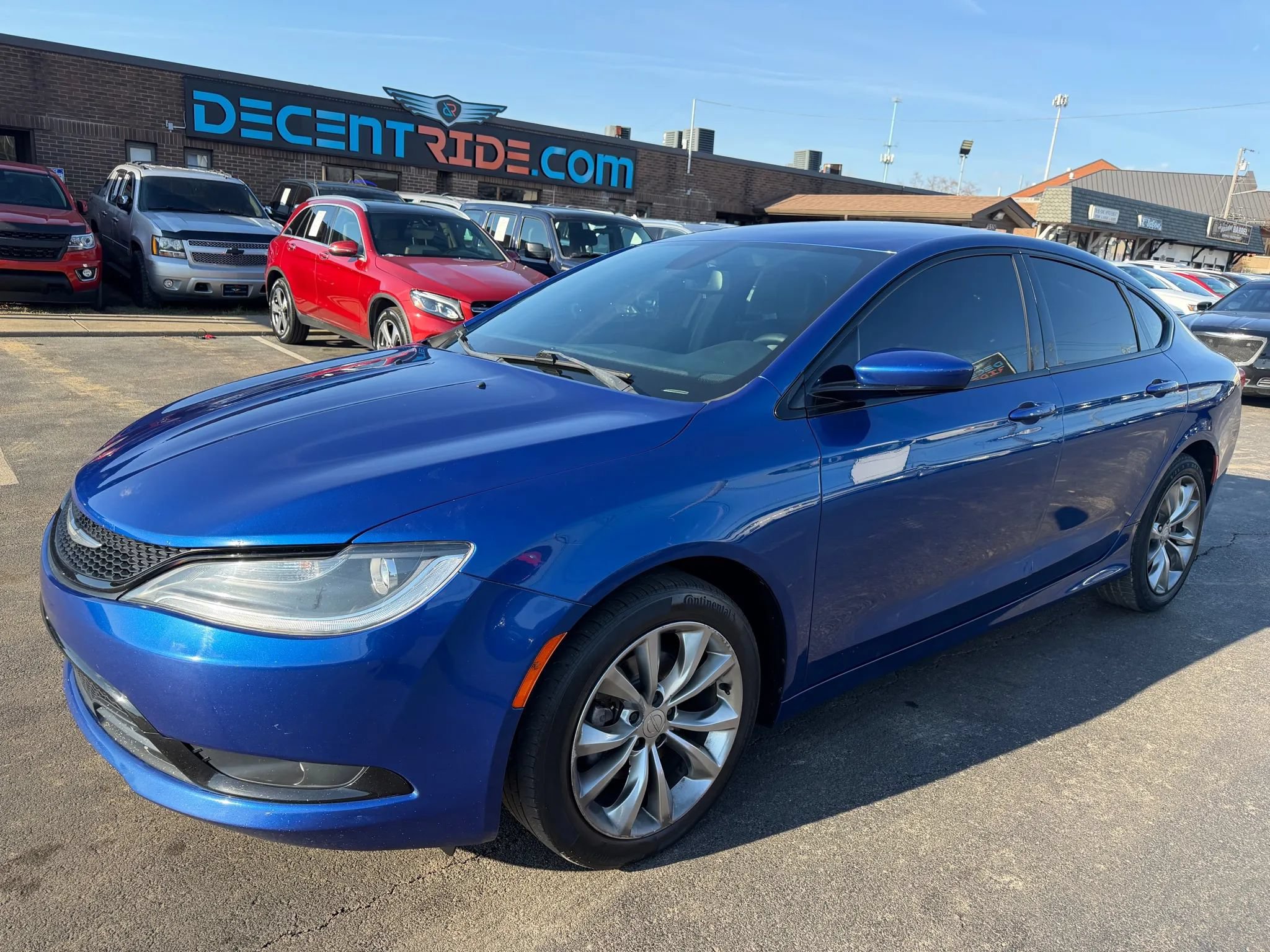 Used 2015 Chrysler 200 S FWD image 7