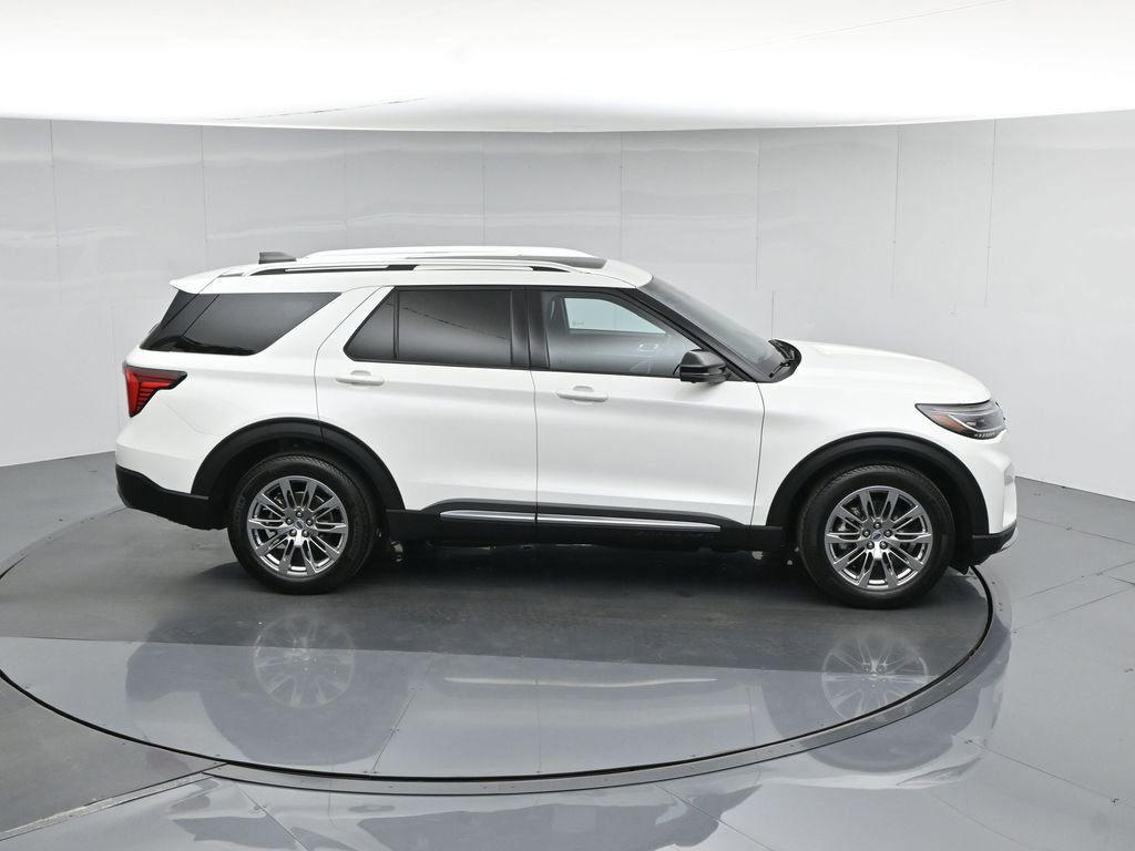 Used 2025 Ford Explorer Platinum RWD image 59