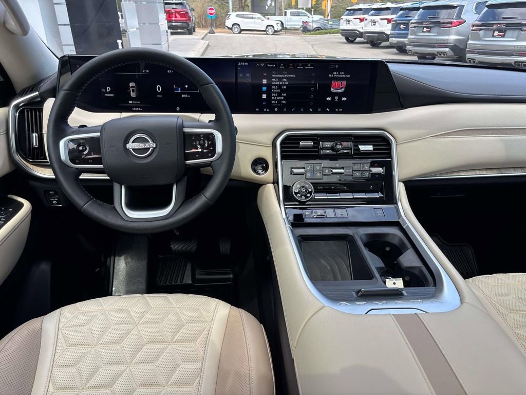 Used 2025 Nissan Armada Platinum AWD/4WD image 15