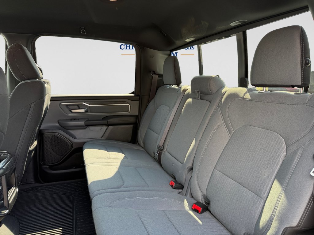 Used 2023 RAM 1500 Big Horn AWD/4WD image 9