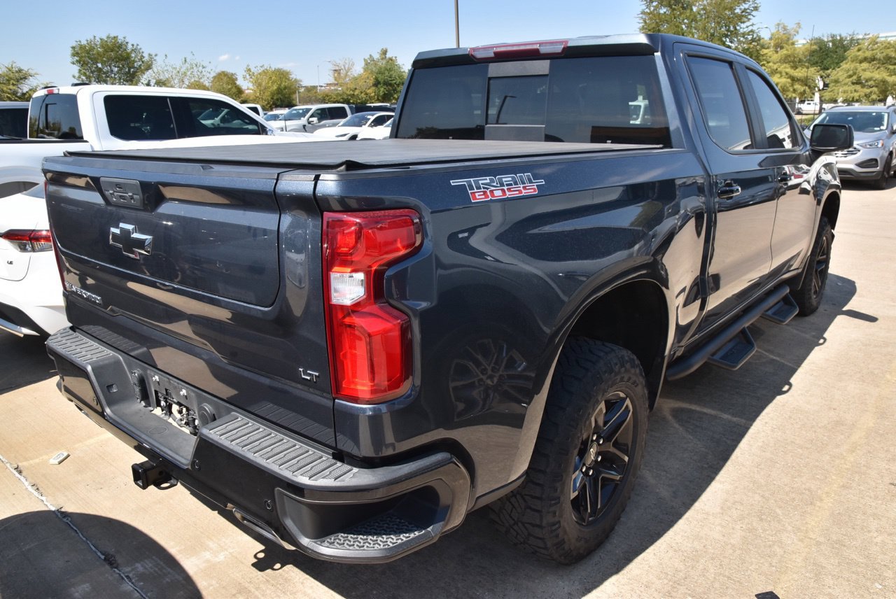 Used 2021 Chevrolet Silverado 1500 LT Trail Boss w/ Convenience Package II AWD/4WD image 5