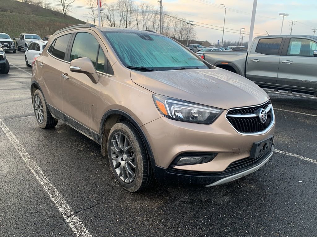 Used 2019 Buick Encore Sport Touring image 2