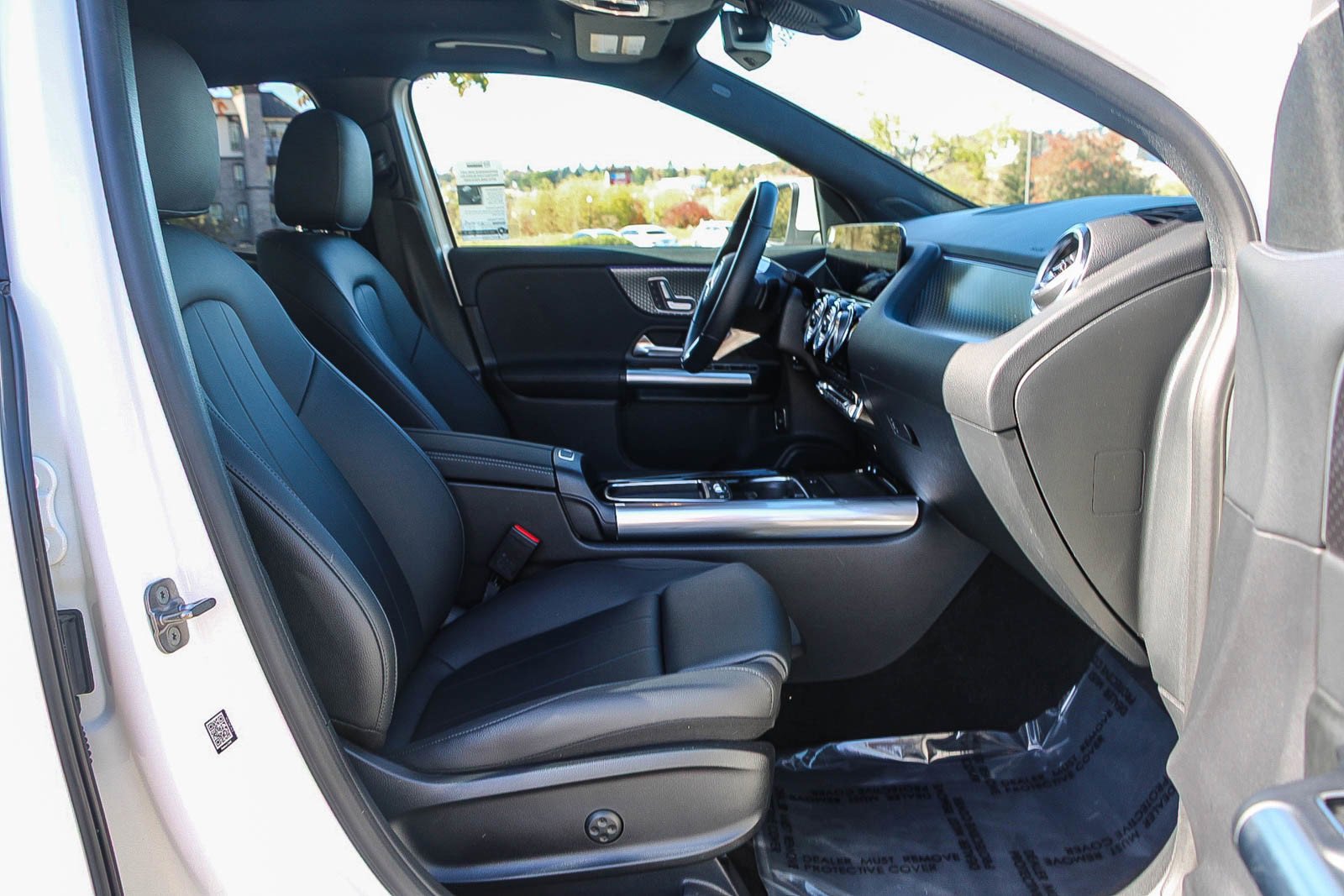 Certified 2025 Mercedes-Benz GLA 250 4MATIC image 16