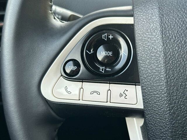 Used 2019 Toyota Prius Prime Premium image 28