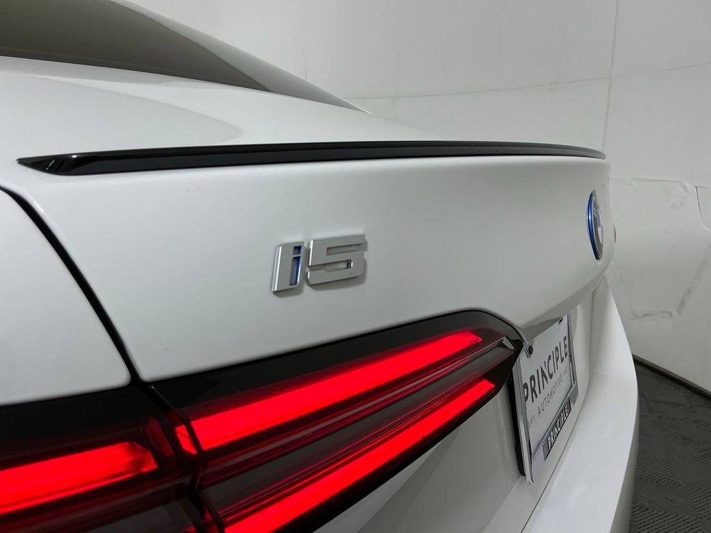 Used 2024 BMW i5 M60 w/ Premium Package AWD/4WD image 31