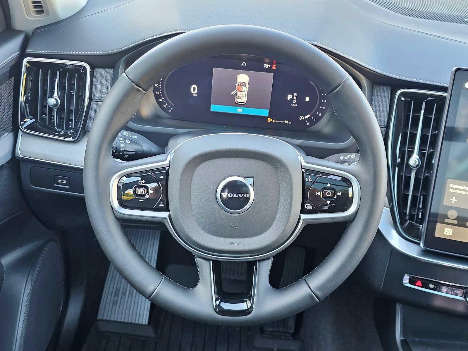 New 2026 Volvo XC90 B6 Ultra w/ Protection Package image 19