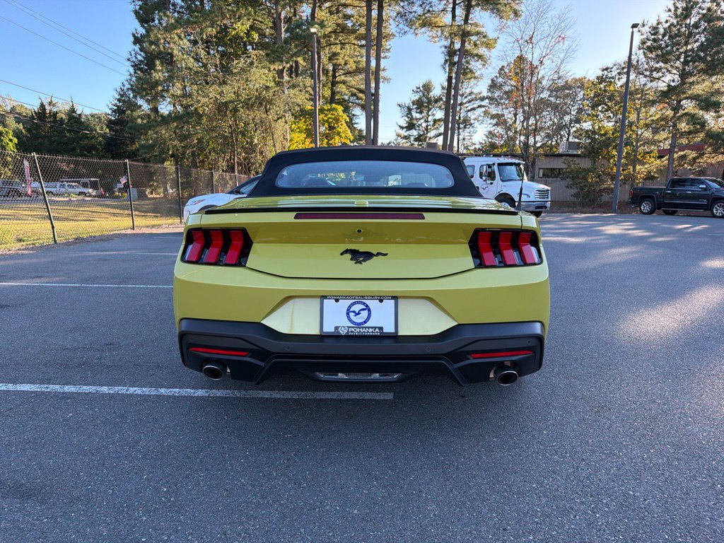 Used 2025 Ford Mustang Convertible w/ Mustang Nite Pony Package RWD image 6