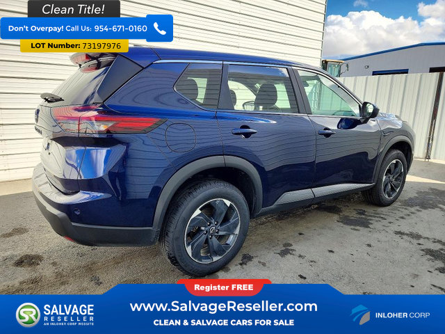 Used 2025 Nissan Rogue SV FWD image 4