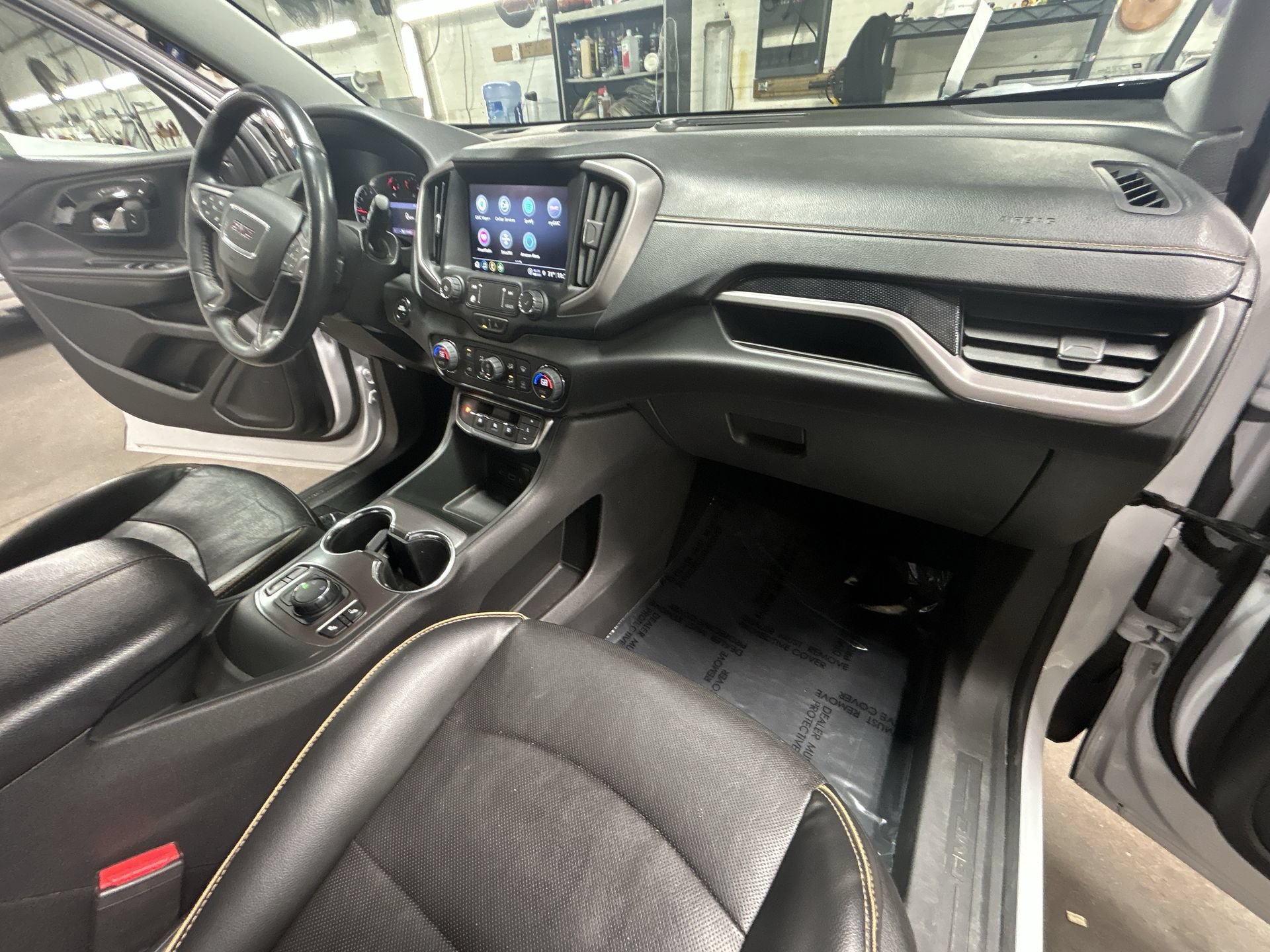 Used 2022 GMC Terrain AT4 AWD/4WD image 29