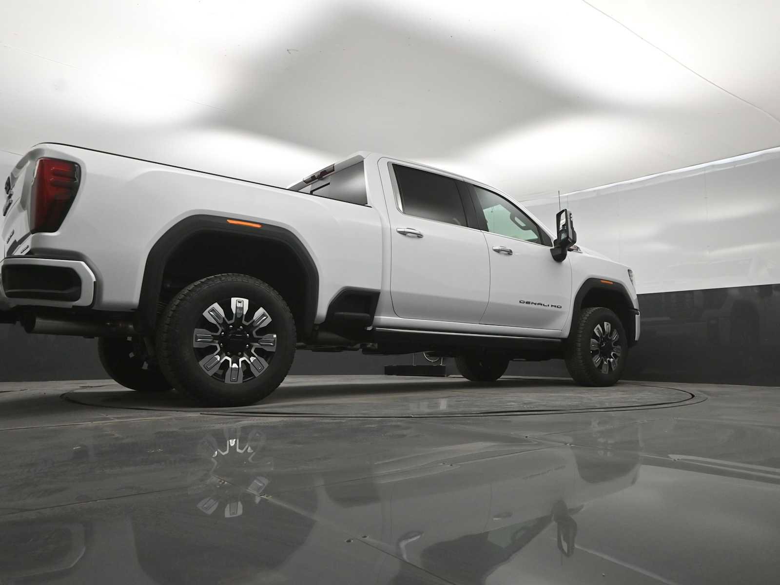 New 2026 GMC Sierra 2500 Denali w/ Denali Reserve Package AWD/4WD image 41