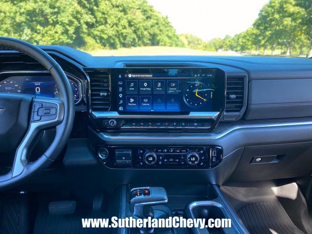 Used 2025 Chevrolet Silverado 1500 LTZ AWD/4WD image 30