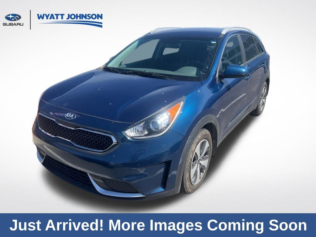 Used 2017 Kia Niro LX image 1