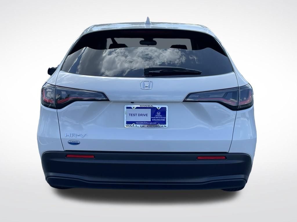 Certified 2026 Honda HR-V LX image 5