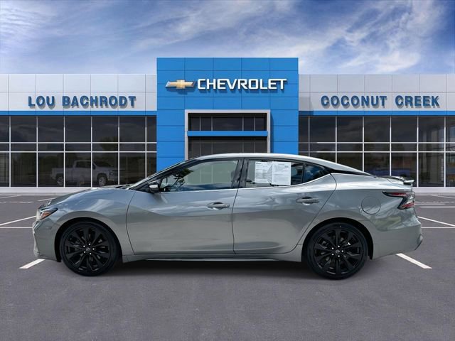 Used 2023 Nissan Maxima SR w/ Sport Mat Group image 5