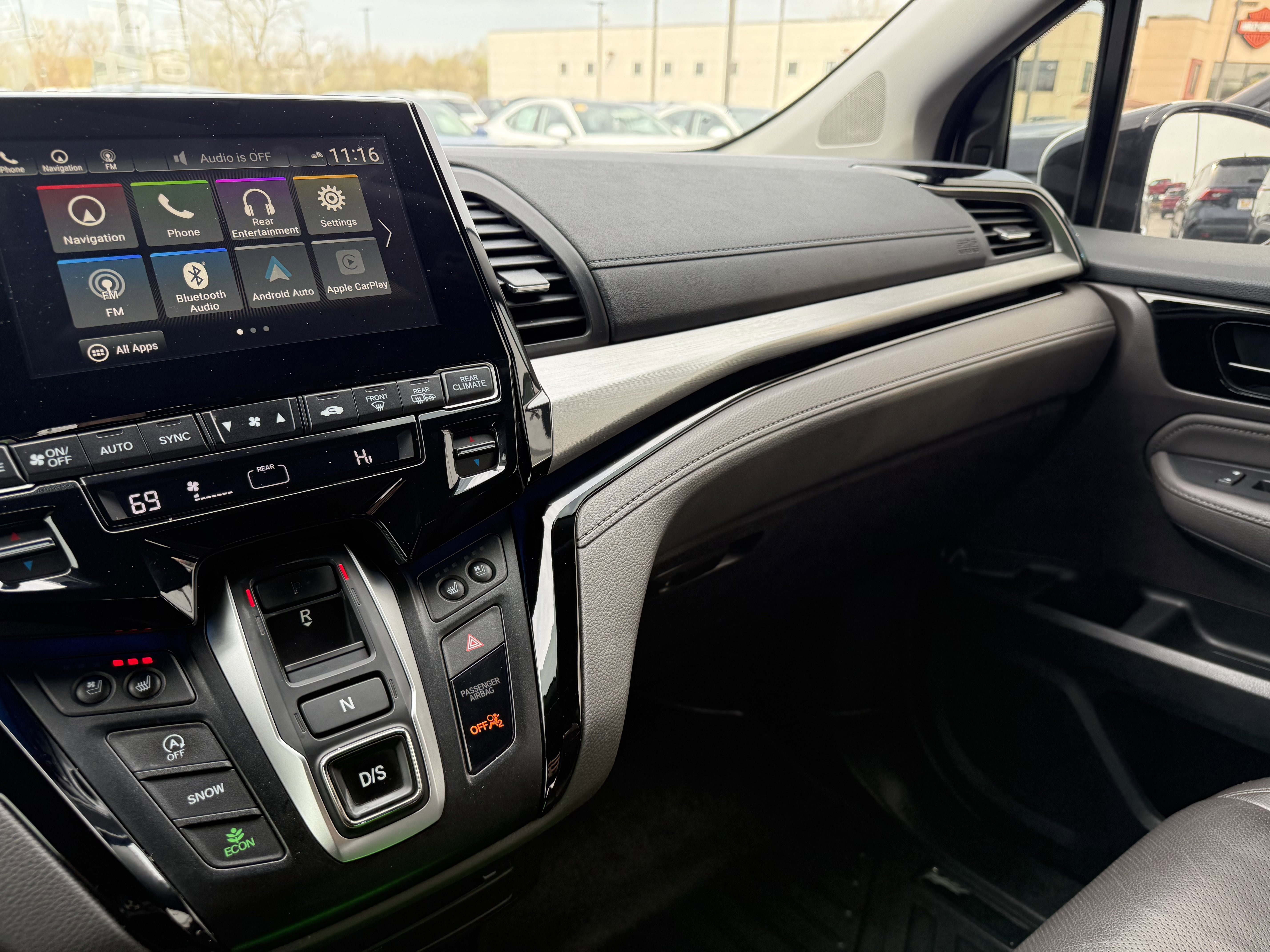 Used 2018 Honda Odyssey Elite image 40