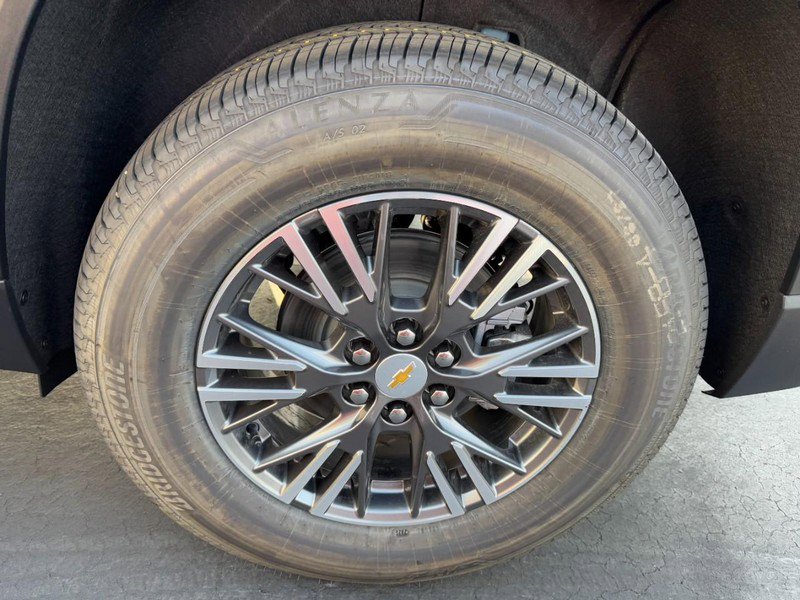New 2026 Chevrolet Traverse LT image 32