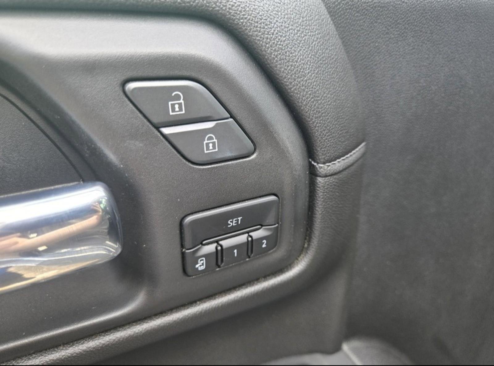 Used 2021 GMC Sierra 1500 SLT w/ SLT Premium Plus Package image 22